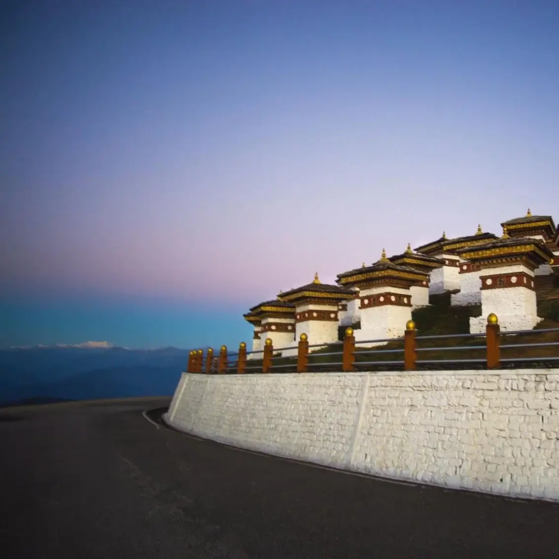 Luxury bhutan Tour, Bhutan Luxury Tours, Bhutan Luxury Tour, Luxury Bhutan Tours, Bhutan Tour Package