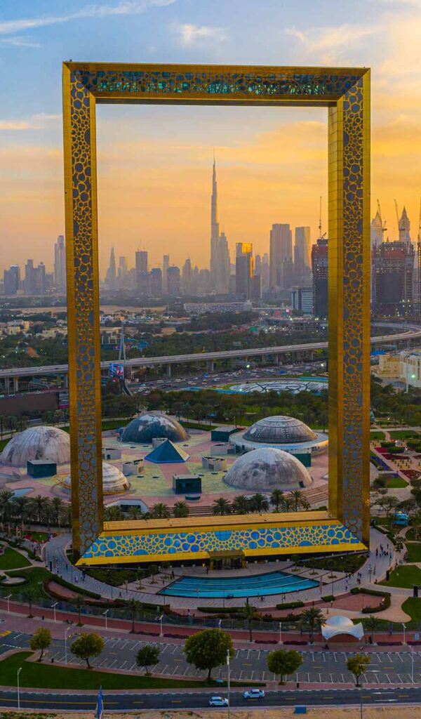 Dubai Abudhabi Luxury Tour, Dubai Luxury Tour, Abu Dhabi Luxury Tour, Celebrity Hosted Tour, Travel with a Celebrity